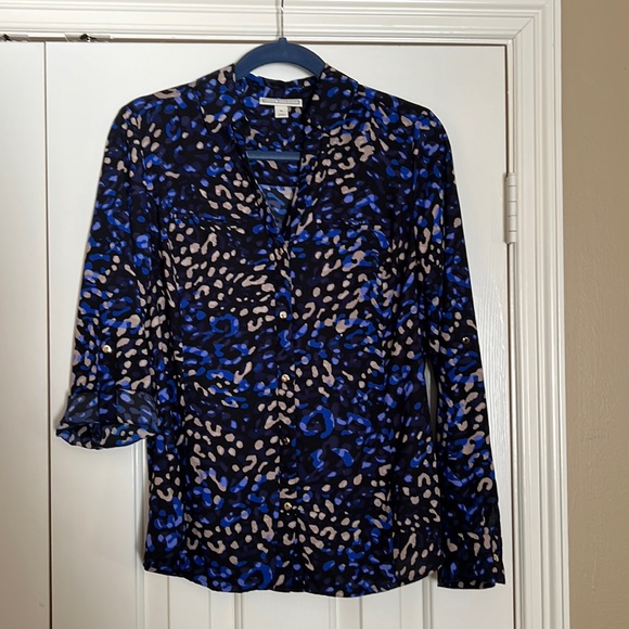 Dana Buchman Tops - Dana Buchman Button-down shirt, Medium